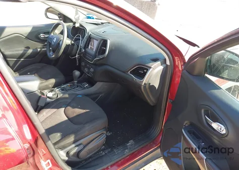 2019 Jeep Cherokee Latitude Fwd из США, поврежденный, VIN 1C4PJLCBXKD149893